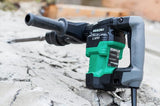 HiKOKI Martillo Demoledor SDS-Max - 950 W, 7.1 J Energía de Impacto - Mango Antivibración, Ergonómico, 12 Ángulos de Cincel, Cable de 4m, Ligero 5.2 kg - Herramienta Profesional para Rápidos Avances