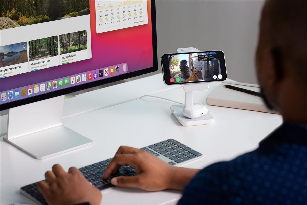 Twelve South HiRise 3 | Estación de Carga magnética 3 en 1 para iPhones, AirPods y Apple Watch MagSafe + Cable USB-C de 1,5 Metros (Blanco)