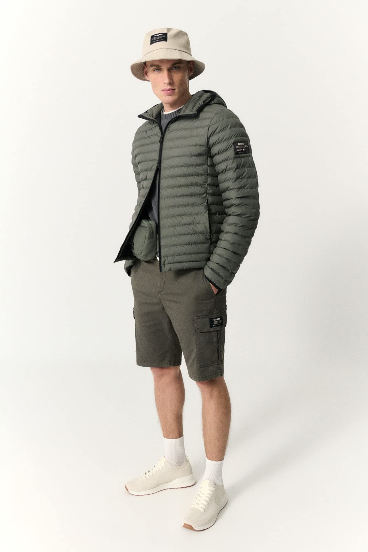 ECOALF - Cazadora Hombre Atlantantalf, de Poliéster Reciclado, Relleno de Fellex, Impermeable, Cómoda y Ligera, Chaqueta Hombre, Talla S, Color Caqui Claro