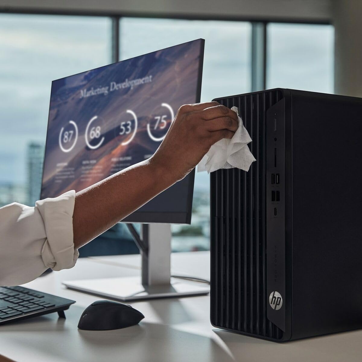 HP PC de Sobremesa 881J8EA Intel Core i3-13100 8 GB RAM 256 GB SSD - Marca EAN: 0197961657272