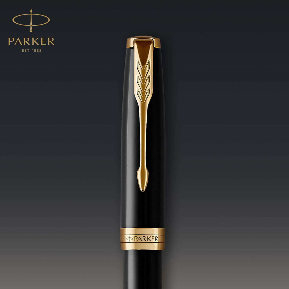Parker Sonnet - Pluma estilográfica (lacada en negro, con adorno dorado y plumín de punto fino, en estuche)
