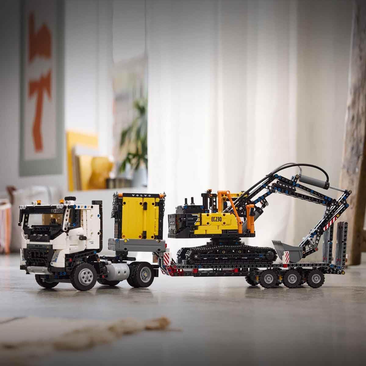 LEGO Technic Camión FMX y Excavadora Eléctrica EC230 Volvo Vehículos de Juguete, Regalo para Niños y Niñas de 10 Años o Más Aficionados al Motor y Las Obras, Decoración de la Estantería 42175