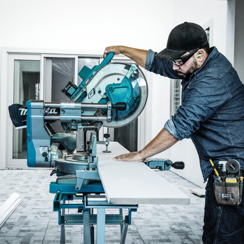 Makita Ingletadora telescópica BL 40Vmax XGT 305mm AWS marca