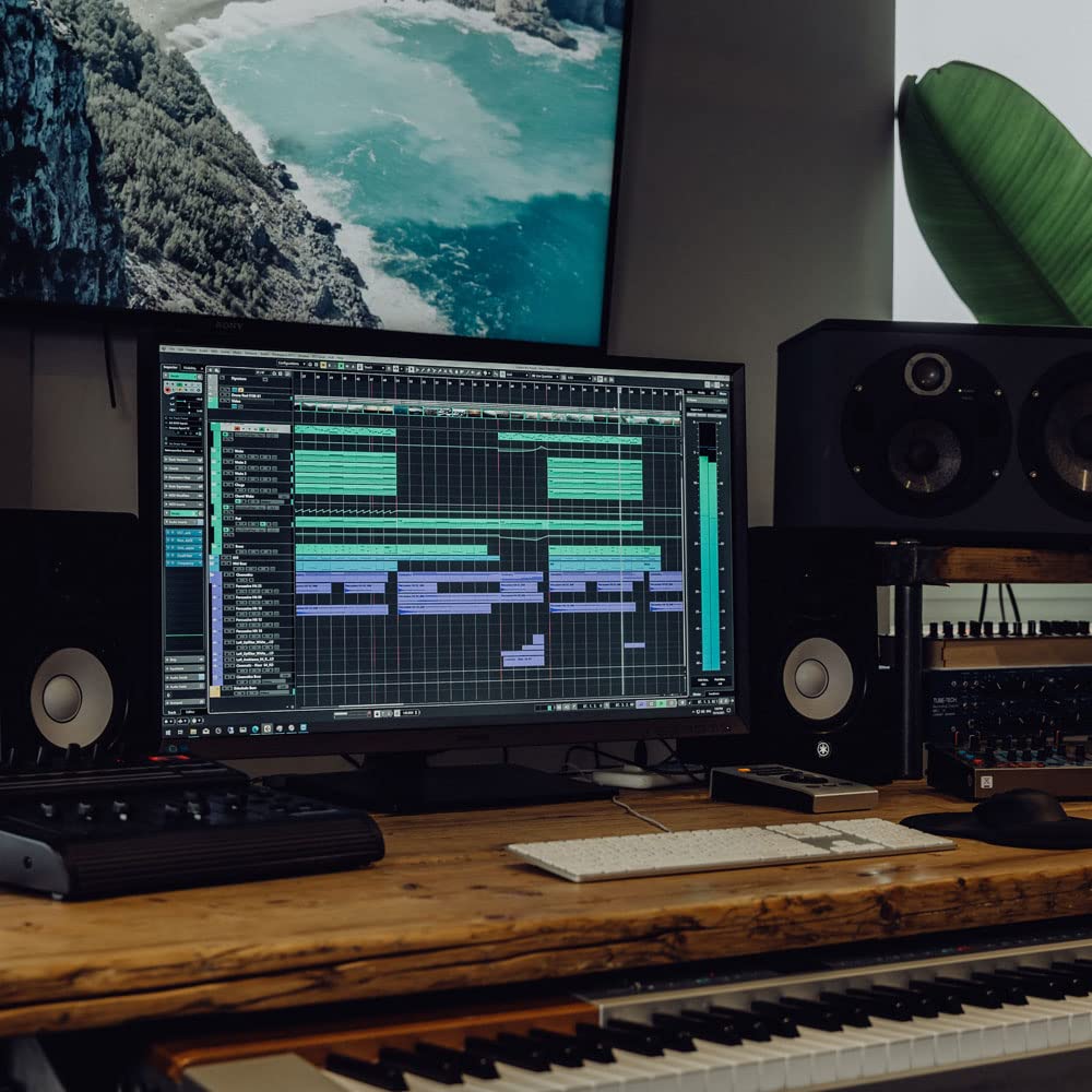 Yamaha AG03MK2 Mezclador de Transmisión en Vivo de 3 Canales con Interfaz de Audio USB, para Windows, Mac, iOS y Android, en Negro