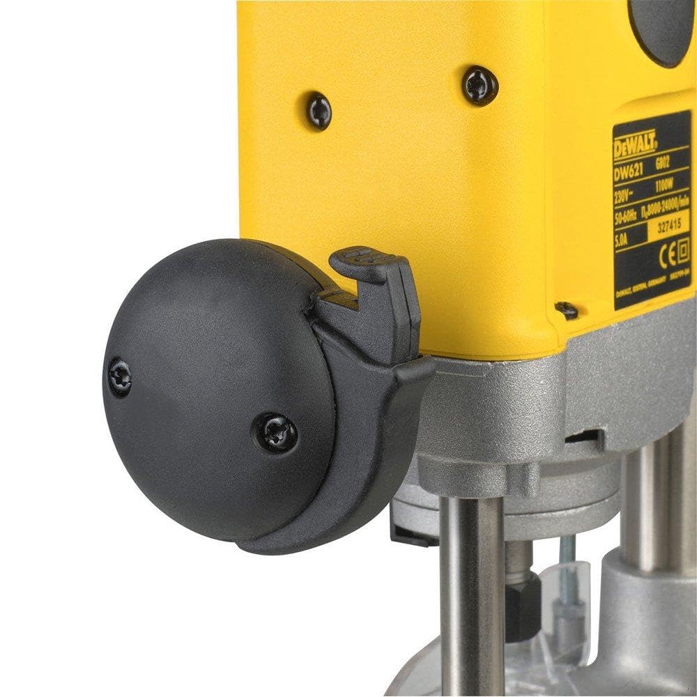 DeWalt DW621K - Fresadora