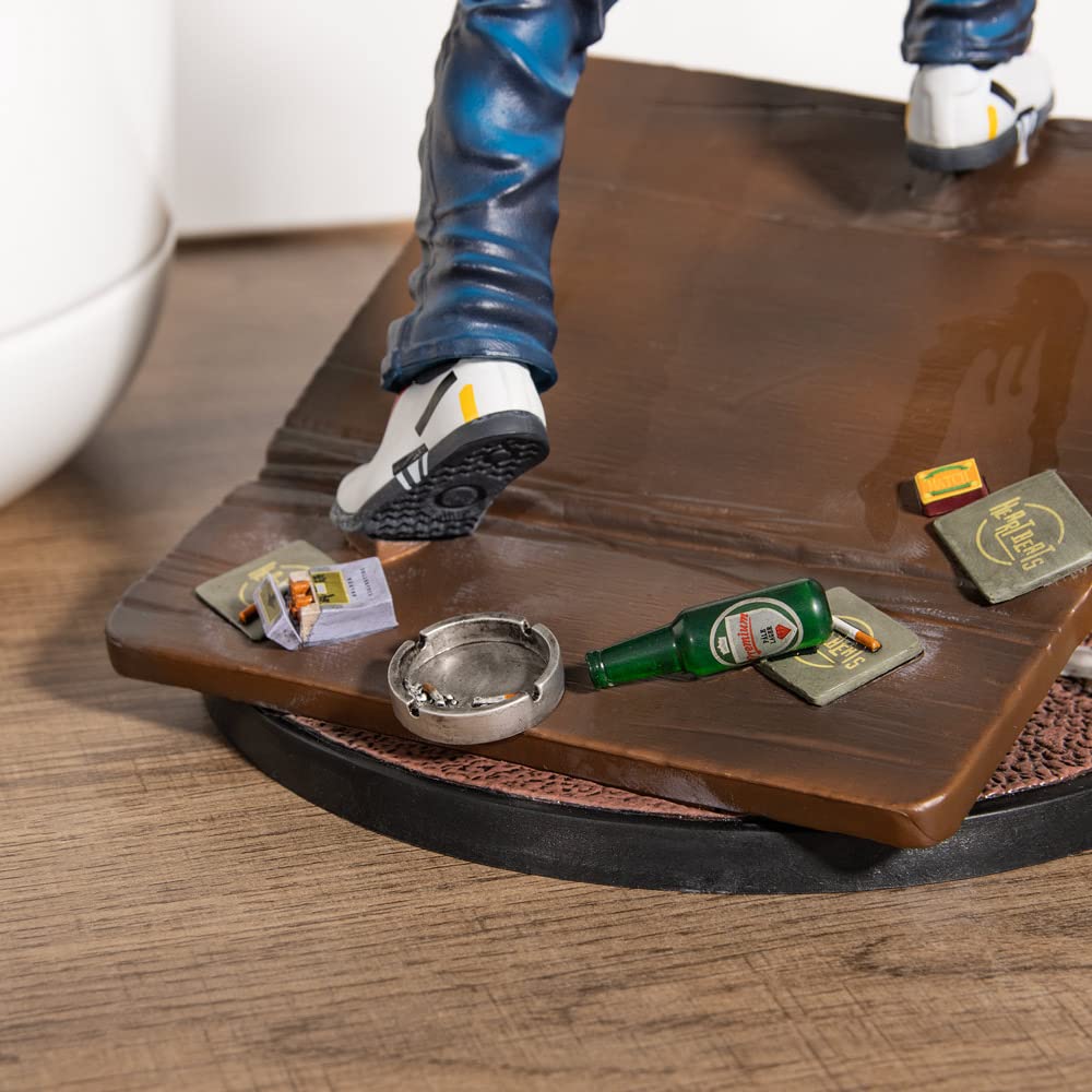 Numskull Figura de Shenmue Ryo Hazuki de Sega de 25,4 cm (28 cm), réplica Coleccionable - Producto Oficial de Shenmue