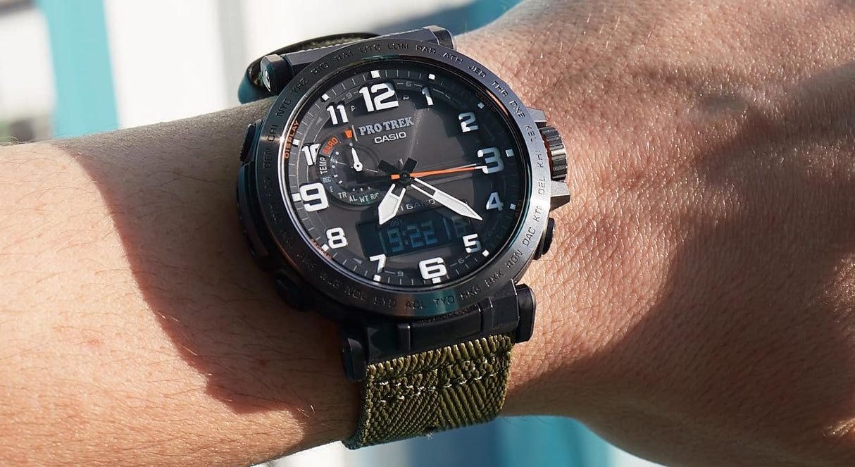 Casio Reloj de Aviador PRW-6600YB-3ER