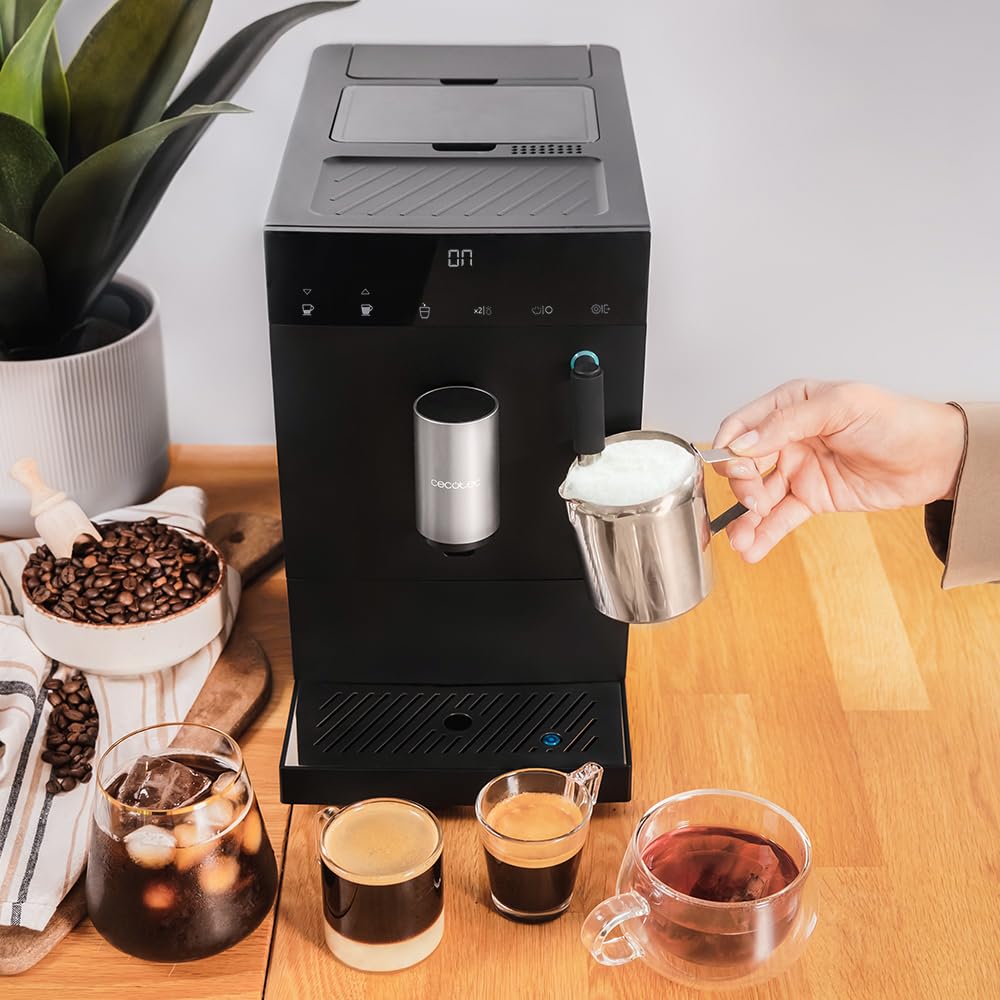 Cecotec Cafetera Superautomática Compacta con Vaporizador Cremmaet Compact Steam. 1350W, 19 Bares, Sistema Thermoblock, Depósito Café en Grano 150gr con Molinillo y 1,1 L de Agua
