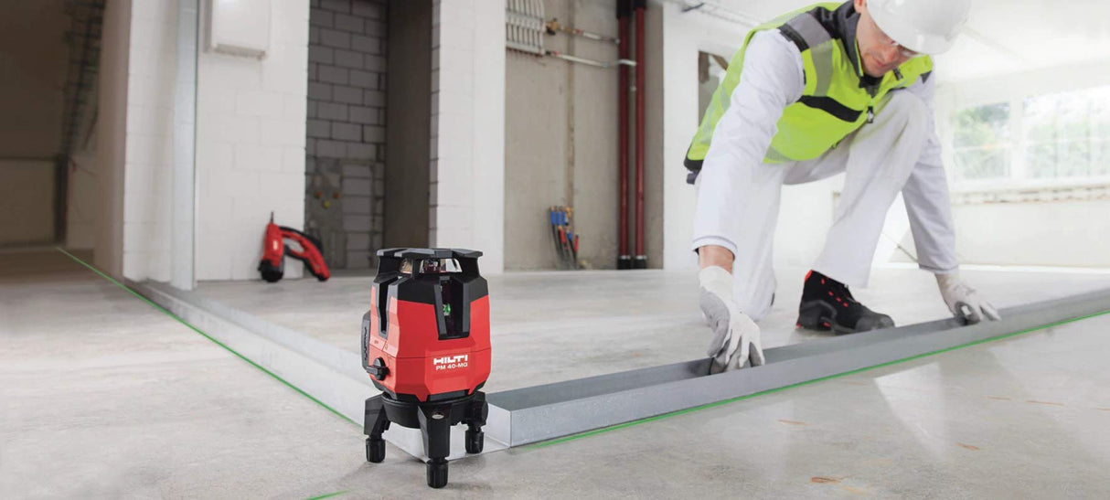 HILTI 2152385 Láser de múltiples 4 líneas para instalaciones de fontanería, nivelaciones, alineaciones y cálculo de escuadras, Negro/Rojo