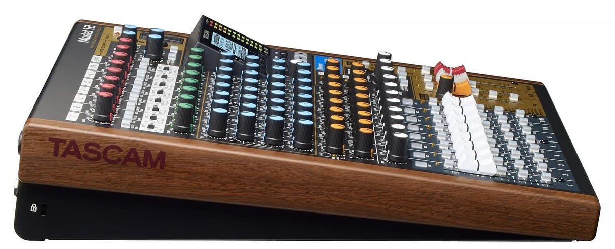 Tascam Model 12 - Mesa de mezclas analógicas