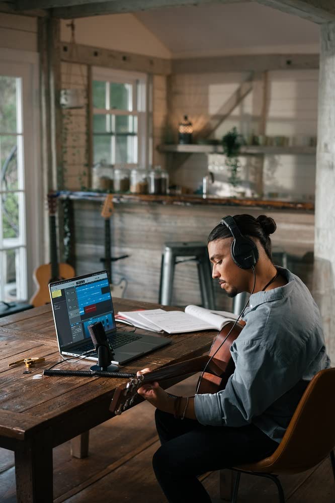 Sennheiser Profile Micrófono USB con Soporte para sobremesa - Diseño Plug & Play, Grabar podcasts y Streaming, Cápsula de Condensador cardioide, Cable USB-C de 1,2m - Negro (700065)