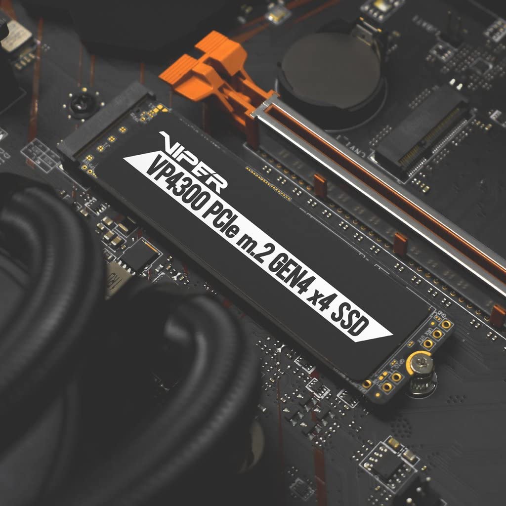 Patriot Viper VP4300 Unidad de Estado sólido SSD de 1TB NVMe M.2 de Alta Velocidad Gen 4 PCIe x4 - VP4300-1TBM28H - Velocidad de Lectura hasta 7400 MB/s y Escritura de 5500 MB/s