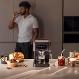 Cecotec Cafetera express Power Espresso 20 ColdBrew. Cafetera express para espresso y cappuccino, café en frío, 20 Bares de presión, Vaporizador orientable. Disfruta de Calidad profesional en casa.