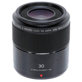 Panasonic LUMIX H-HS30 - Objetivo Macro para cámaras de montura M4/3 (Focal 30 mm, F2.8, tamaño filtro 46 mm, lentes asféricas, MEGA O.I.S), negro