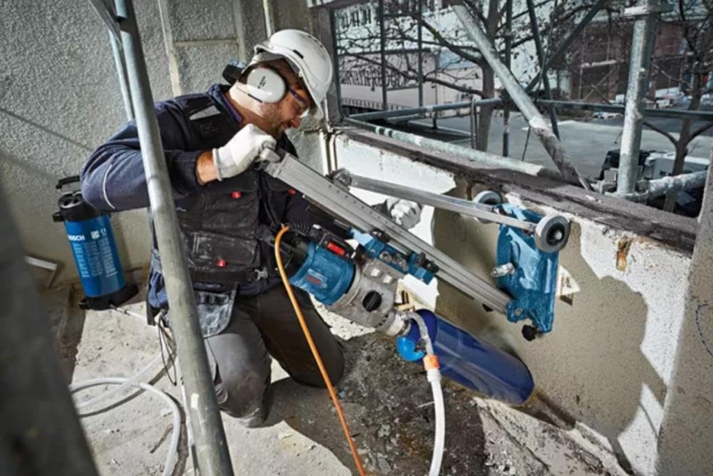 Bosch Professional GCR 350 - Soporte para taladro (Ø de perforación 350 mm, alto 955 mm, con ángulo de trabajo, en caja)