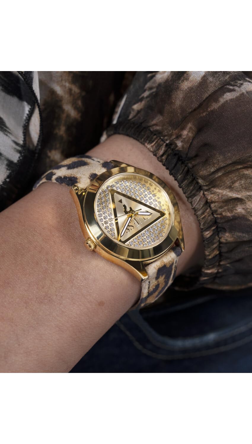 GUESS Reloj Analógico para Mujeres de Cuarzo con Correa en Cuero GW0745L2
