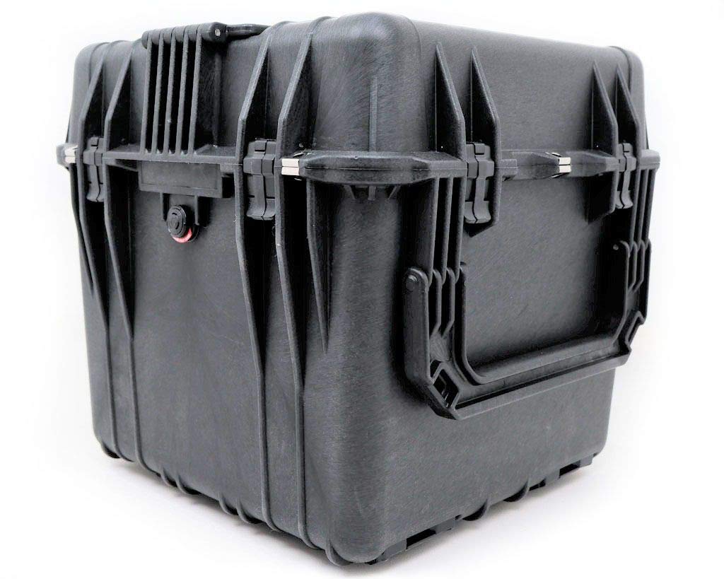 PELI 0340 contenedor Protector con Asas Grandes y robustas para el Transporte de Equipos Profundos, IP67 estanco, 96L de Capacidad, Fabricado en EE.UU., sin Espuma, Color Negro (0340-001-110E)