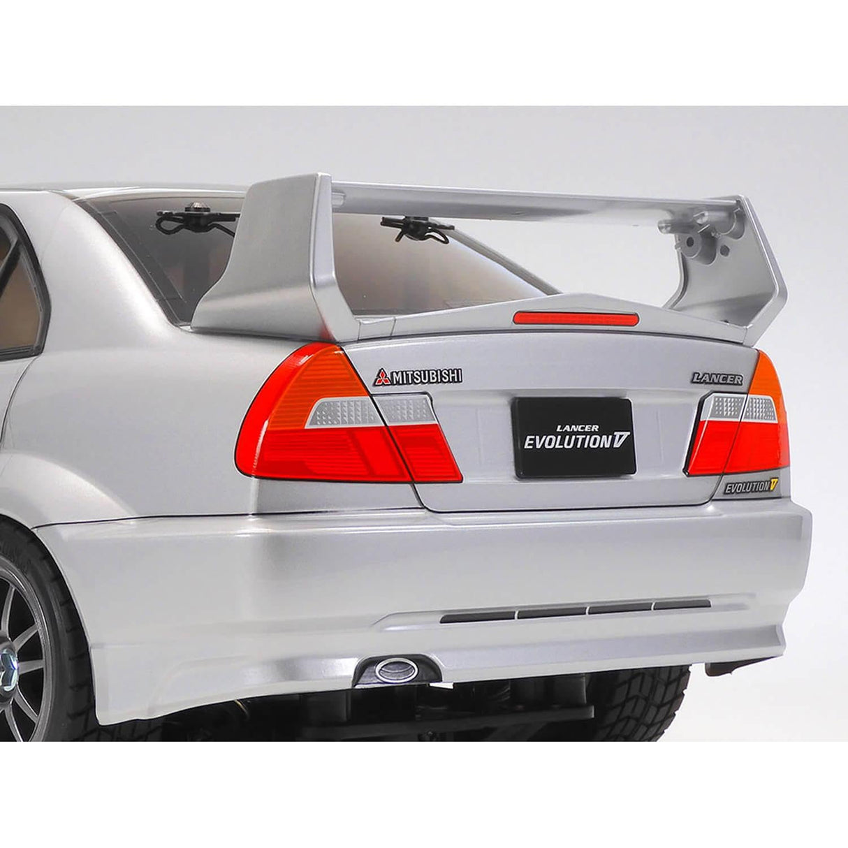 Tamiya 58713 1:10 RC Mitsubishi Lancer EVO V TT-02 - Coche teledirigido, vehículo RC, modelismo, Kit para Montar, Hobby, Bricolaje, Modelo RC, Kit RC