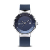 BERING 14639-307 Reloj solar para hombre con caja de acero inoxidable plateado de 39 mm y esfera azul, correa milanesa, cristal de zafiro y resistencia al agua de 5 ATM