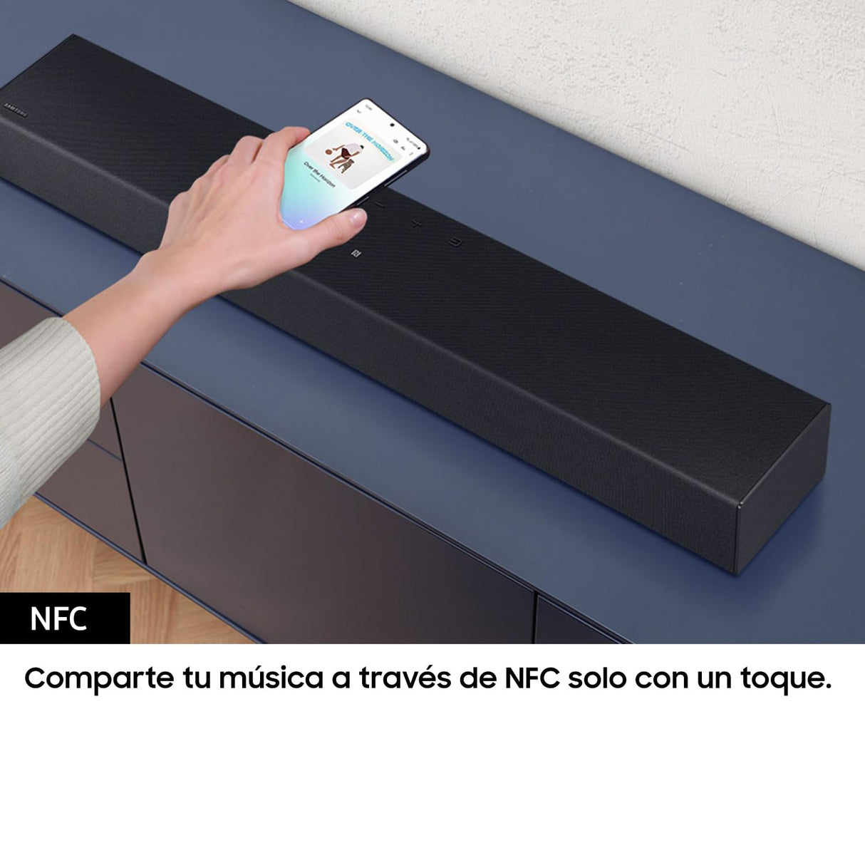 Samsung Barra de Sonido HW-C400/ZF - Subwoofer Integrado, Surround Sound Expansion (SSE), Conexión a TV por Bluetooth, One Remote Control y Modo Noche