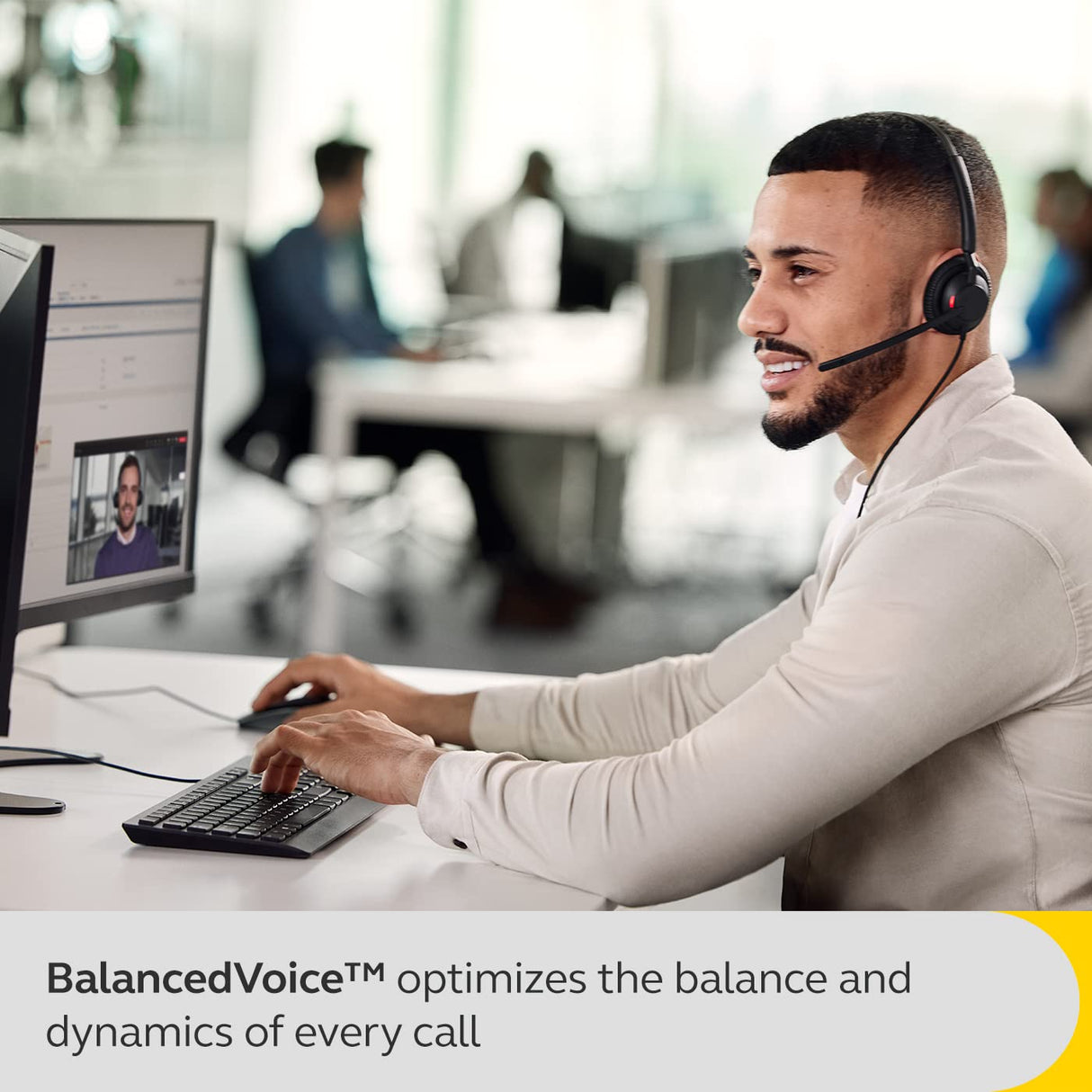 Jabra Engage 40 Auriculares Estéreo con cable, Inline Call Control, 2 micrófonos, cancelación de ruido, ultraligero, cable USB-A, Certificado para MS Teams, funciona con todas las plataformas, Negro