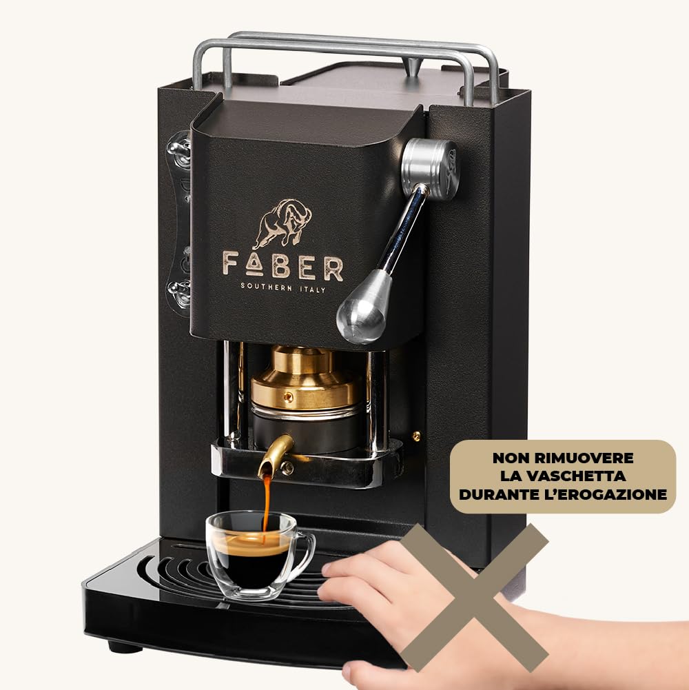 FABER COFFEE MACHINES | Modelo Pro Mini Deluxe | Cafetera con cápsulas ese 44 mm | Color Mat Black Chrome acabados | Pressacialda en latón