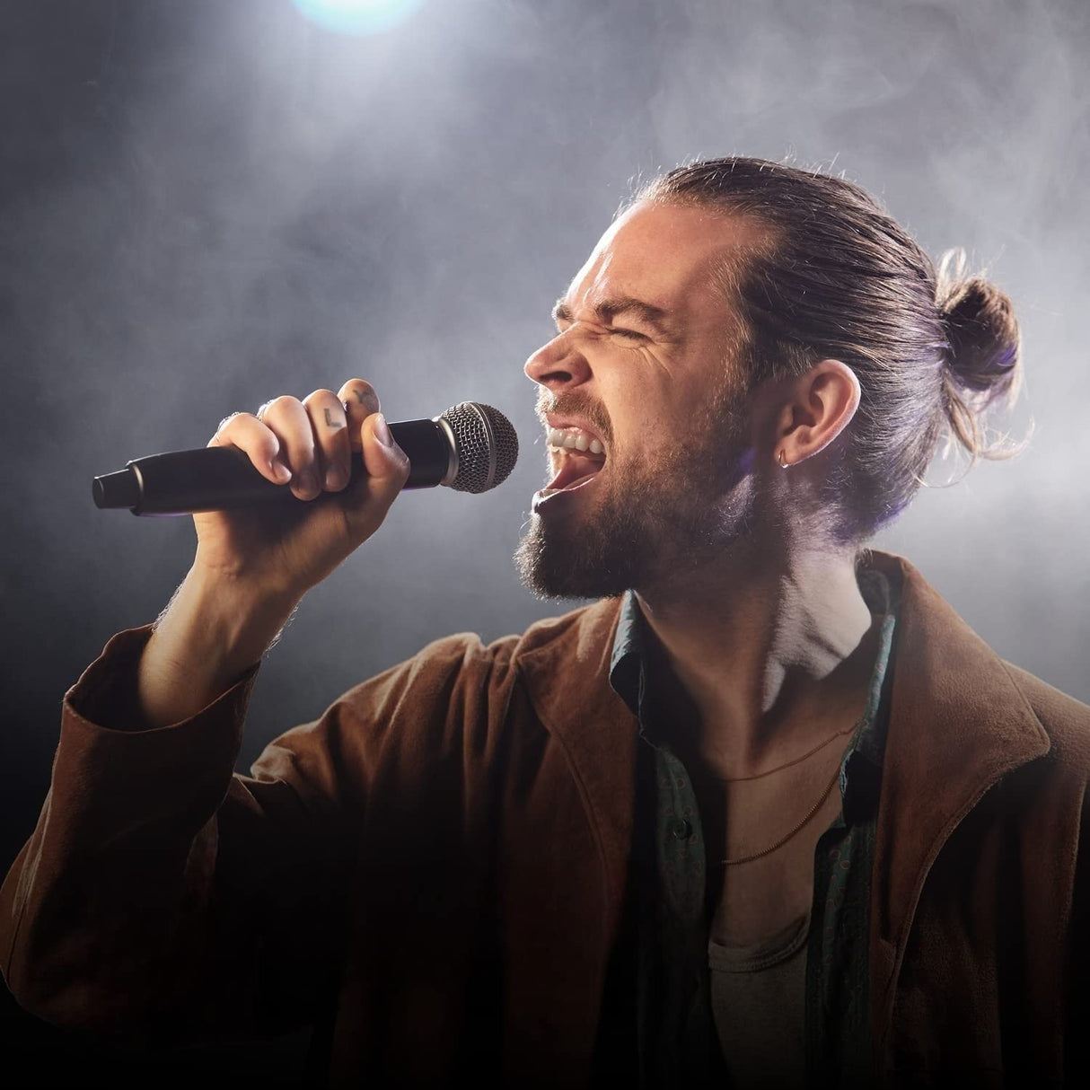 Micrófono inalámbrico Shure GLXD24R+/B58 para iglesias, karaoke y voces con batería de 12 horas y alcance de 30m. Incluye micrófono vocal BETA 58A y receptor de un solo canal.