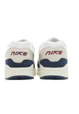 NIKE Air MAX 1 LX, Sneaker Mujer, Lt Orewood Brn Sail Obsidian, 38 EU