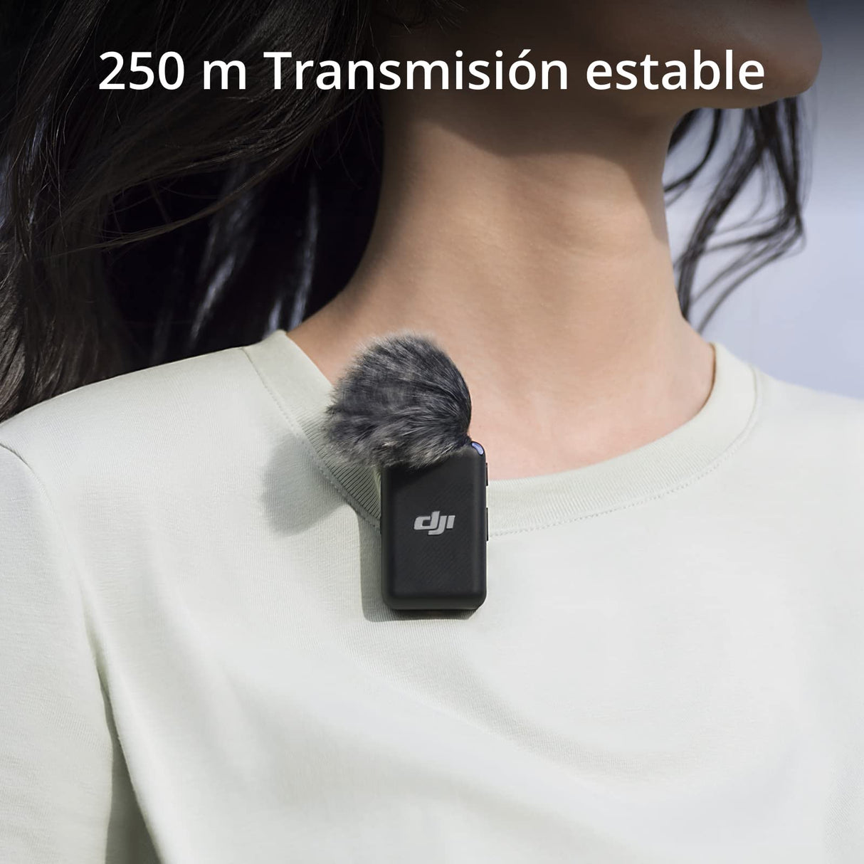 DJI Mic (2 TX + 1 RX + Estuche de Carga), micrófono lavalier inalámbrico, 15 Horas de batería, cancelación de Ruido micrófono inalámbrico para PC, iPhone, Grabar entrevistas, Youtube, Vlogs