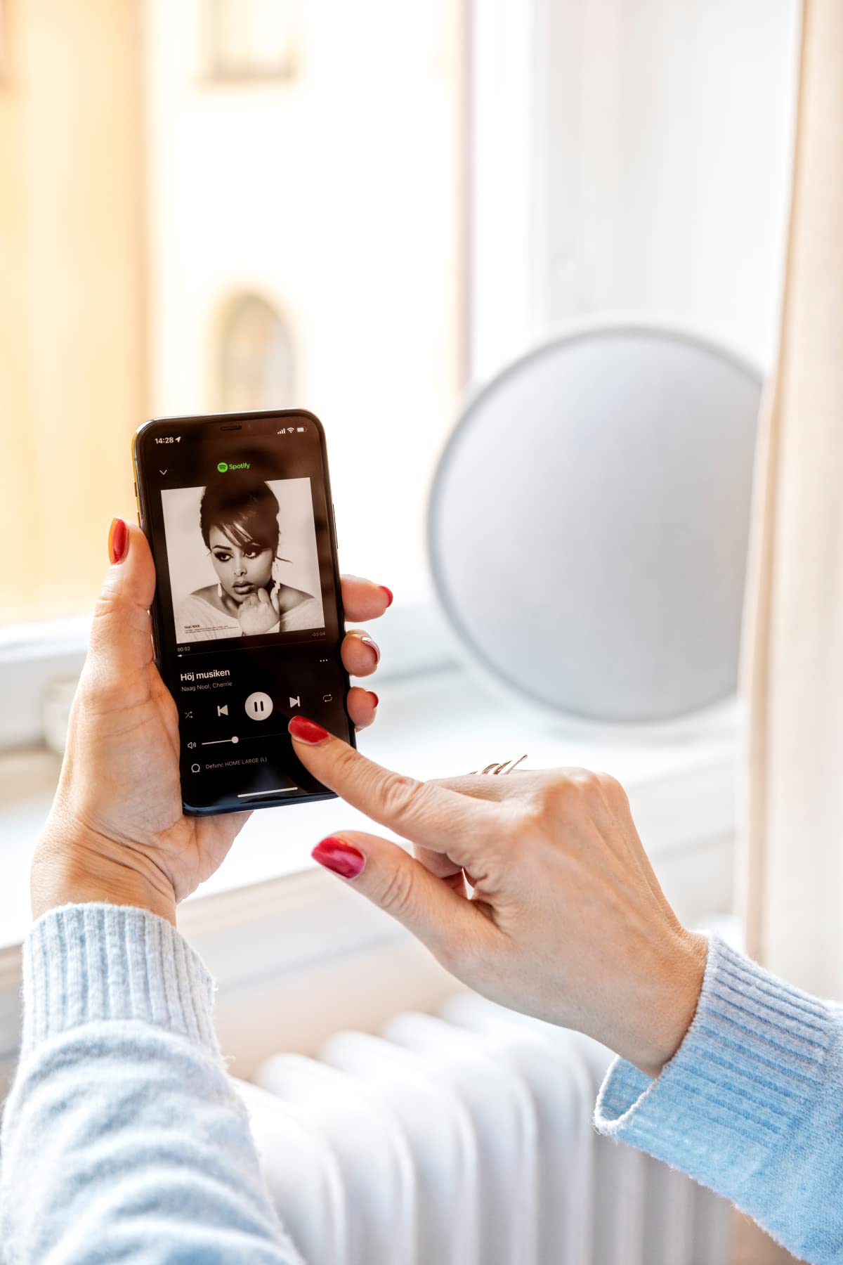 Defunc Home Altavoz Inteligente Multiroom de 100W - Altavoz Bluetooth 5.0 Compatible con Alexa y Airplay2, Sonido Potente, Soporte de Pared o Suelo, Blanco