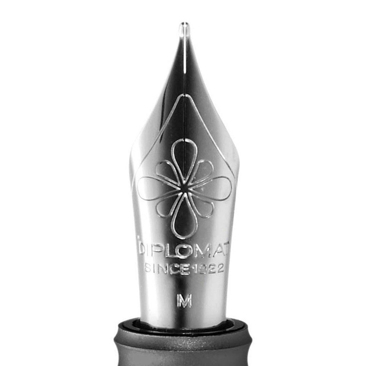 DIPLOMAT Pluma estilográfica Aero Orange Negro - F/con caja de regalo/pluma estilográfica, 1 unidad (1 unidad)