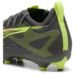 PUMA Ultra 5 Pro FG/AG JR, Zapatillas de fútbol, Matte Aged Silver-Yellow Alert-Sun Struck, 30 EU