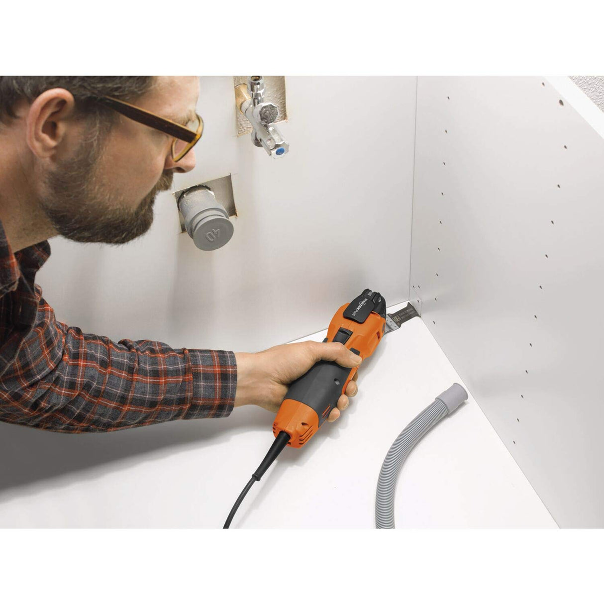 FEIN Multimaster MM 500 Plus Top EDITION,La MultiTool para obras en interiores y reformas con 62 accesorios, para serrar en madera y metal, lijar, separar azulejos y mucho más.