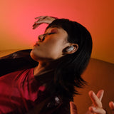 Bose QuietComfort Ultra Earbuds, Auriculares inalámbricos con cancelación de ruido, Bluetooth, Sonido espacial, Batería de larga duración, Auriculares de alta gama para hacer deporte, Blanco Ahumado