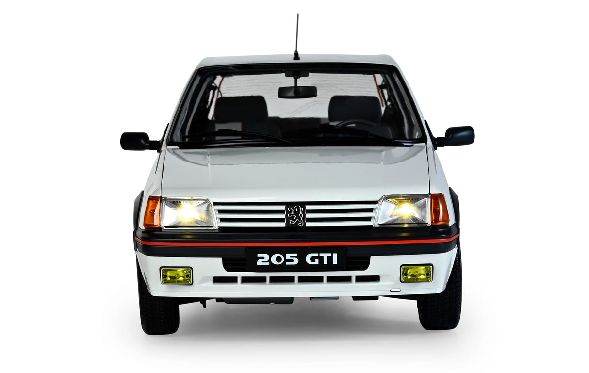 IXO Colecciones 1:8 IXO Peugeot 205 GTI Blanco - modelismo, maquetas, Kit de modelismo, Kit de modelismo, 720 Piezas, Kit de Coche