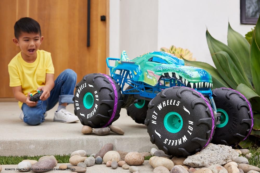 Hot Wheels Monster Trucks Coche Teledirigido Mega-Wrex, a Escala 1:6, camión de Juguete Extragrande con Control Remoto, más de 60cm de Largo, +5 años, HPK28
