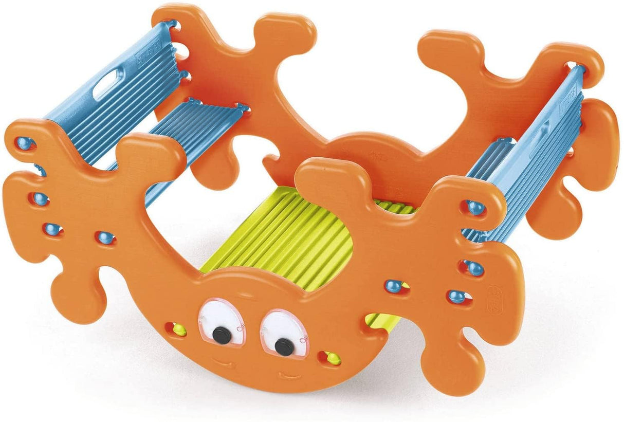 FEBER - Mesa de Picnic con Fantasmas, Balancín Convertible en Mesa de Picnic, Fácil Montaje, Capacidad para 4 Niños, Sin Accesorios, para Niños y Niñas a Partir de 1 año, Famosa (800010242)