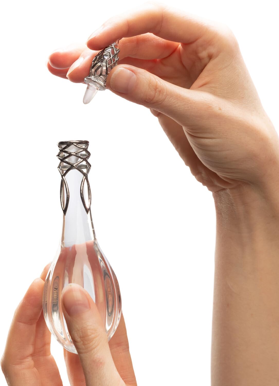 Weta Workshop - The Lord of The Rings - Galadriel's Phial Prop Replica