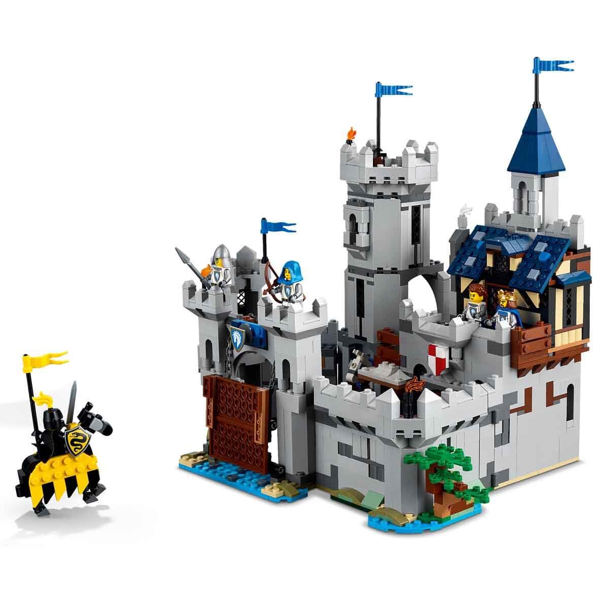 LEGO Creator 3 en 1 Castillo Medieval de los Caballeros del Corcel de Juguete - Transformable en Torneo de Justas o Aldea - 6 Minifiguras y Caballos - Regalo para Niños y Niñas de 9+ Años - 31168