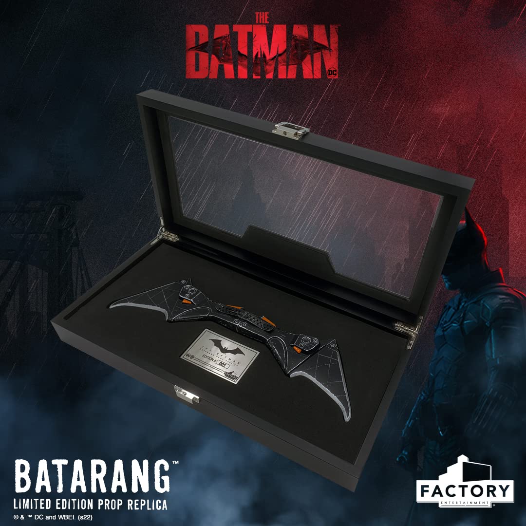 Factory Entertainment The Batman réplique 1/1 Batarang Limited Edition 36 cm