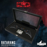 Factory Entertainment The Batman réplique 1/1 Batarang Limited Edition 36 cm