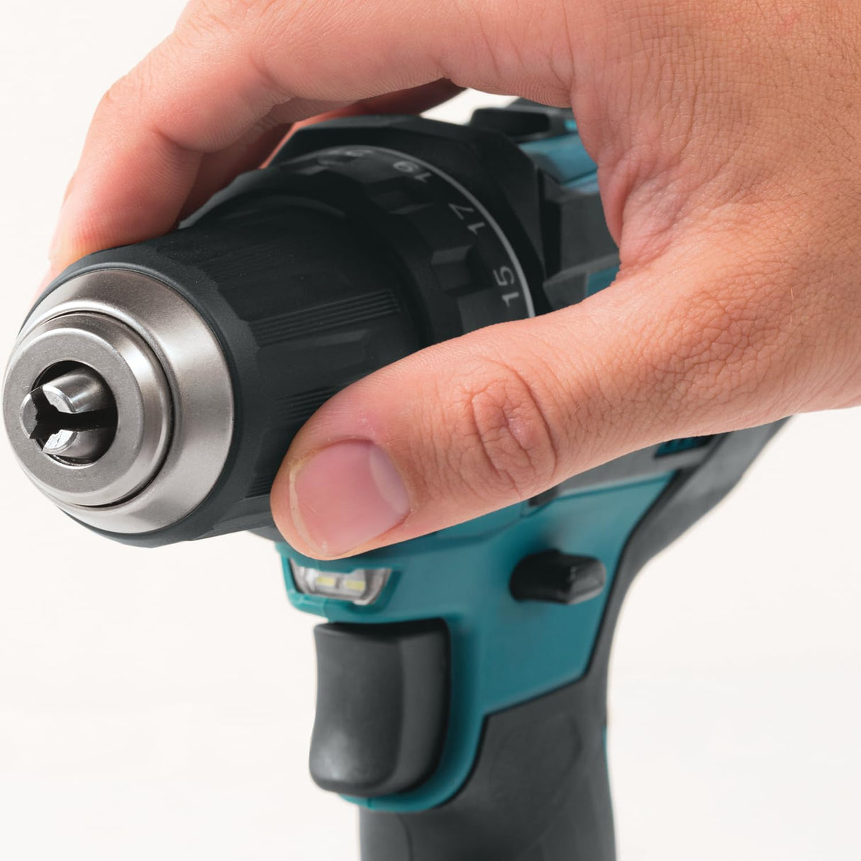 Makita DDF482RFJ drill Negro, Azul 1900 RPM 1,5 kg - Taladro eléctrico (1900 RPM, 1,3 cm, 3,8 cm, 36 Nm, 62 Nm, 600 RPM)