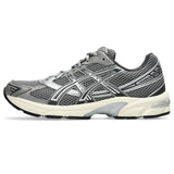 Asics GEL-1130, Sneaker Hombre, Gris Arcilla y Plateado, 41.5 EU