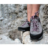 Garsport Mountain Tech Low WP Woman, Trekking Shoe Mujer, Antracita/Fucsia, 42 EU