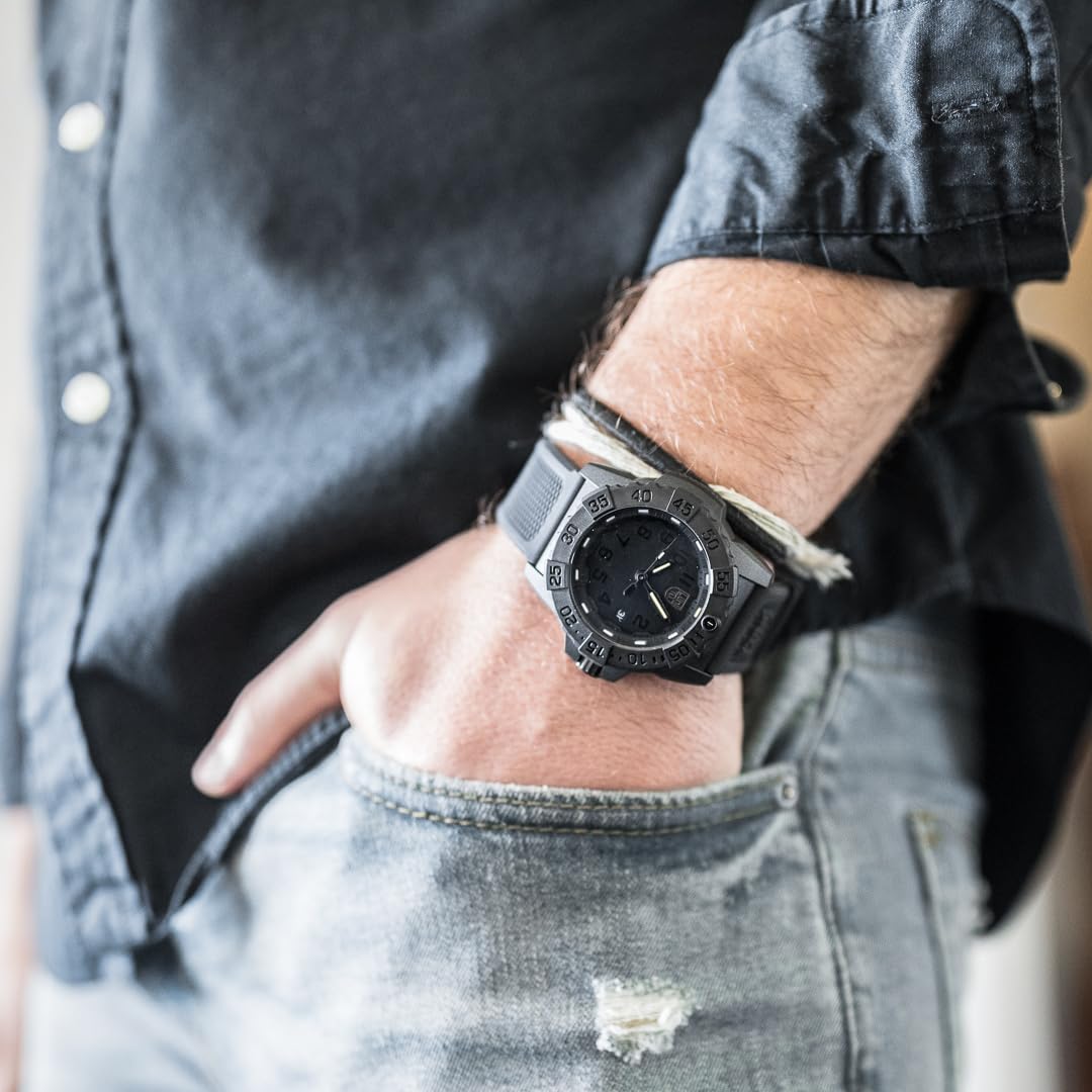 Luminox Navy Seal Series Reloj para Hombre Analógico de Cuarzo con Brazalete de Silicona XS.3501.BO.F