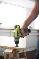 RYOBI - Taladro Atornillador 12V, 2 Velocidades, Par Máximo 30 Nm, 24 Posiciones - Portabrocas 10mm - LED - 2 Baterías de Litio 2,0 Ah - 1 Cargador - Se Entrega con Bolsa de Transporte - R12DD-220