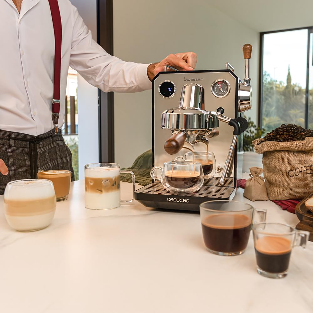 Cecotec Cafetera Express Barista Baristeo Intima, Cafetera Espresso Barista Profesional, Sistema de Pre-Infusión, Bomba de 15 Bares, Fácil Llenado, Depósito de 1,7L y Bandeja Calienta Tazas