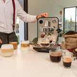 Cecotec Cafetera Express Barista Baristeo Intima, Cafetera Espresso Barista Profesional, Sistema de Pre-Infusión, Bomba de 15 Bares, Fácil Llenado, Depósito de 1,7L y Bandeja Calienta Tazas