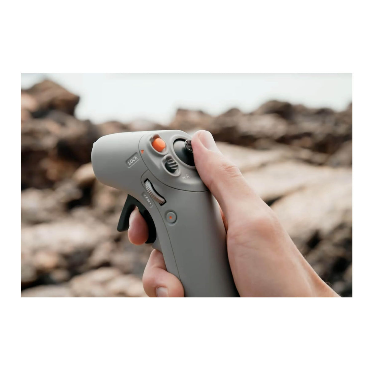 DJI RC Motion 2 - Controlador Inteligente inmersivo, operación multidireccional, Accesorio para Drones Multifuncional e intuitivo para FPV, Compatible con DJI Avata