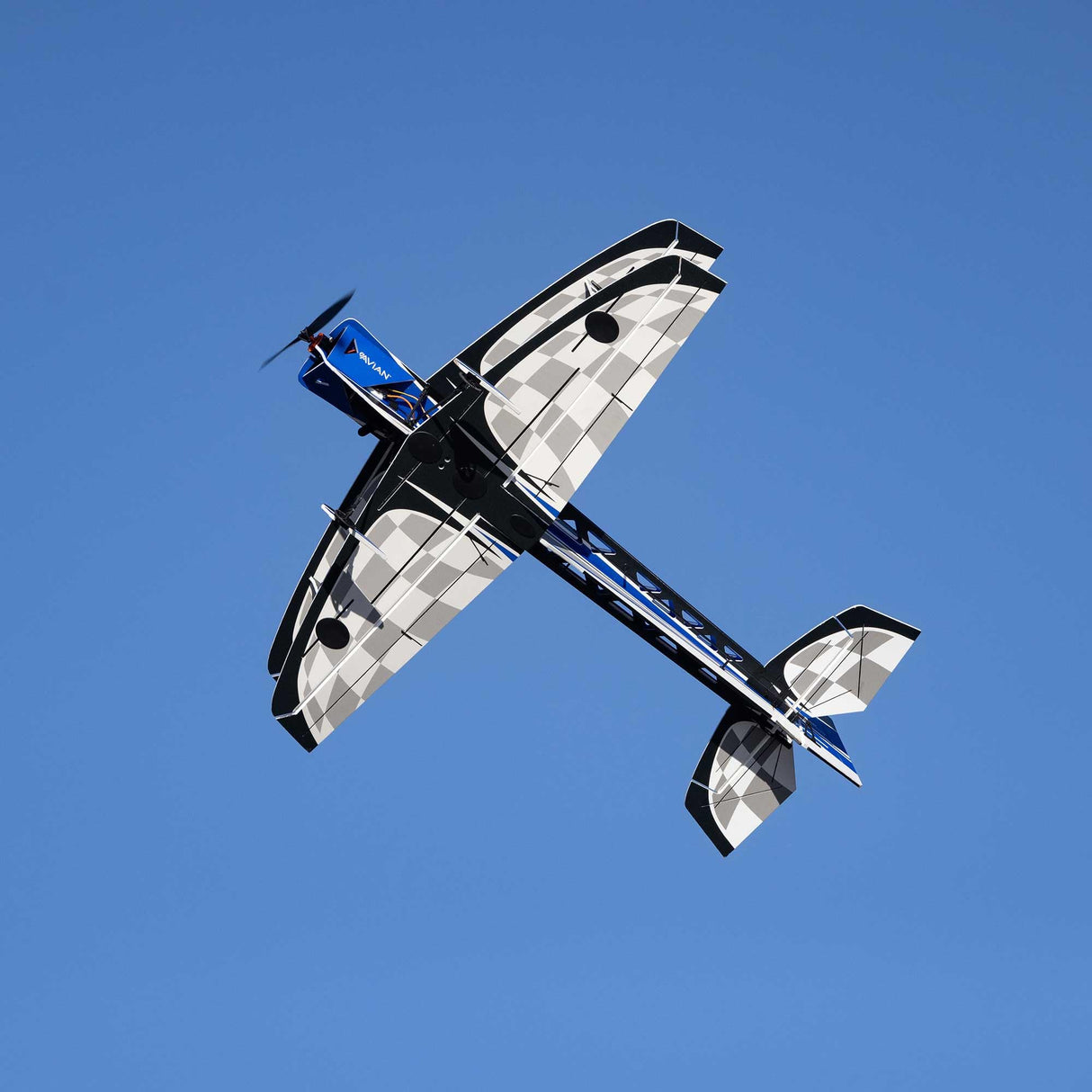 E-Flite 4 sitios Flat Foamy 800 mm Bind N Fly, AS3X, Safe Select estabilización, avión teledirigido para Acrobacias aéreas agresivas y lentas para Interiores y Exteriores